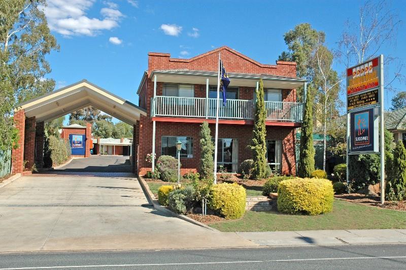 Golden Reef Motor Inn Бендиго Экстерьер фото