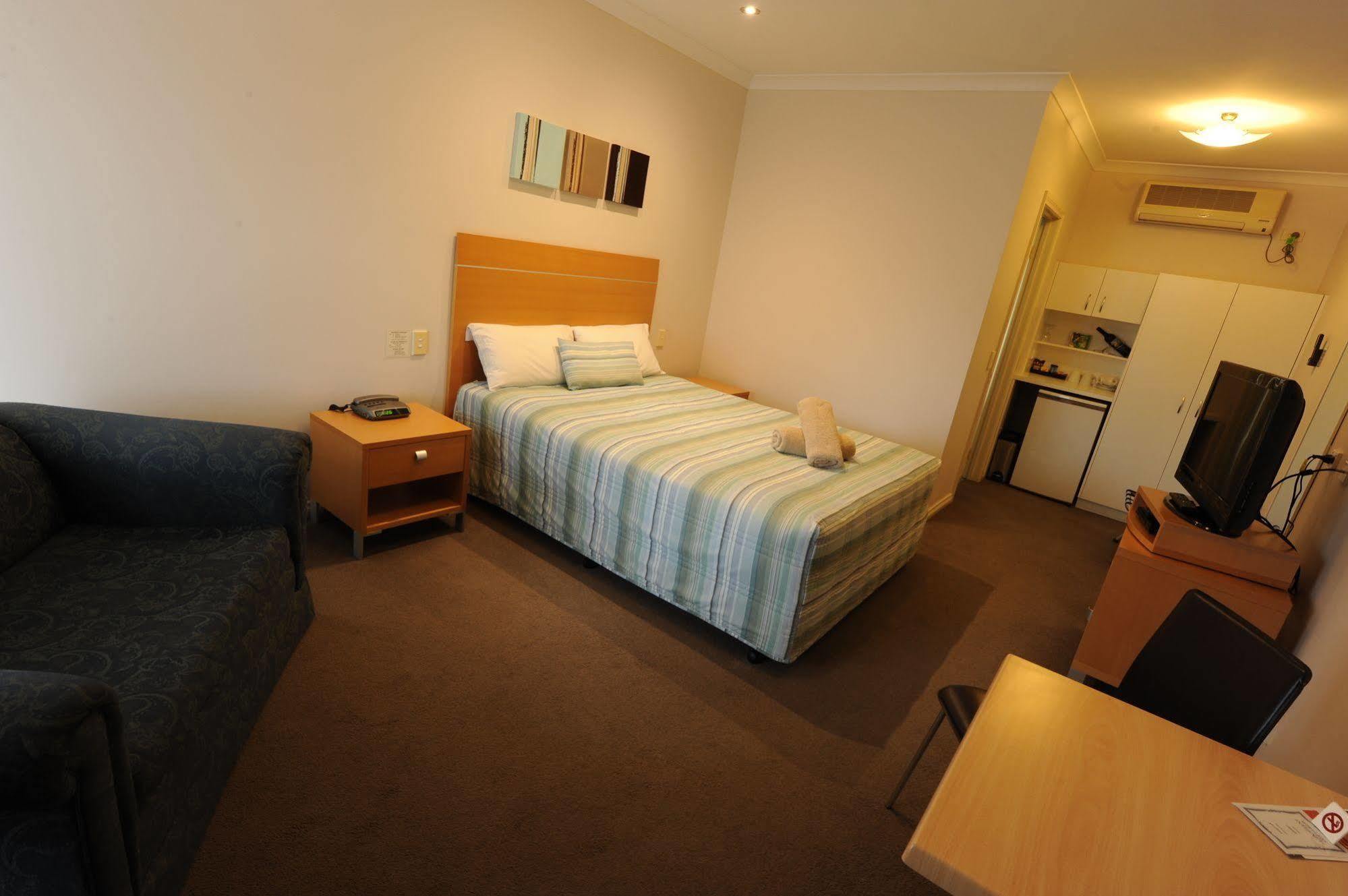 Golden Reef Motor Inn Бендиго Экстерьер фото