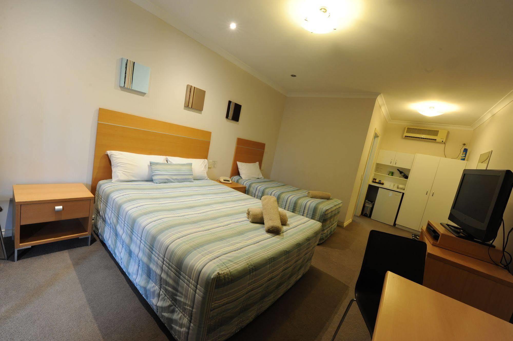 Golden Reef Motor Inn Бендиго Экстерьер фото