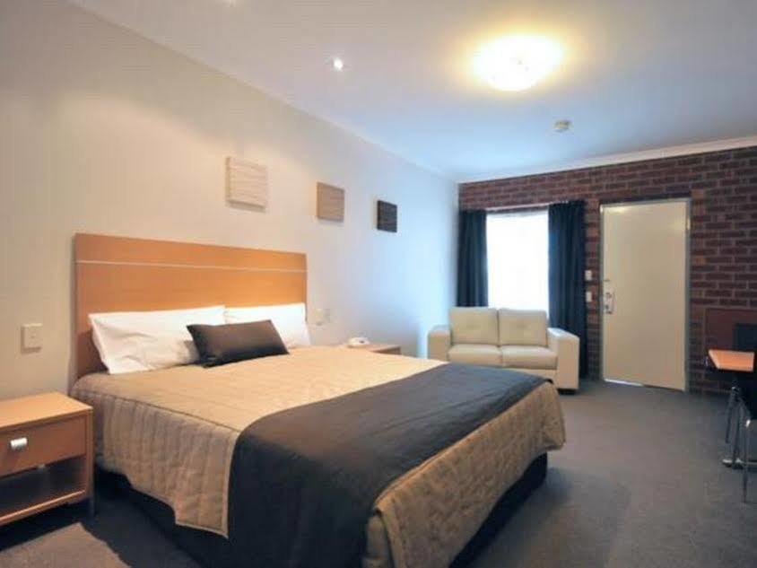 Golden Reef Motor Inn Бендиго Экстерьер фото